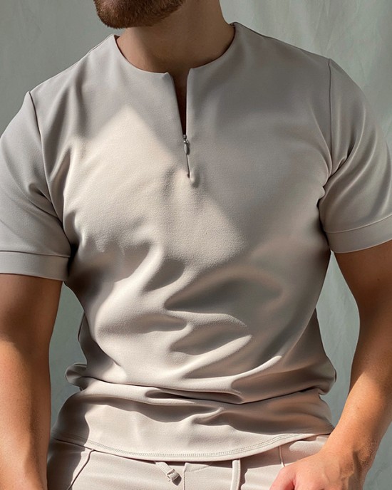 Solid color polo shirt without zipper